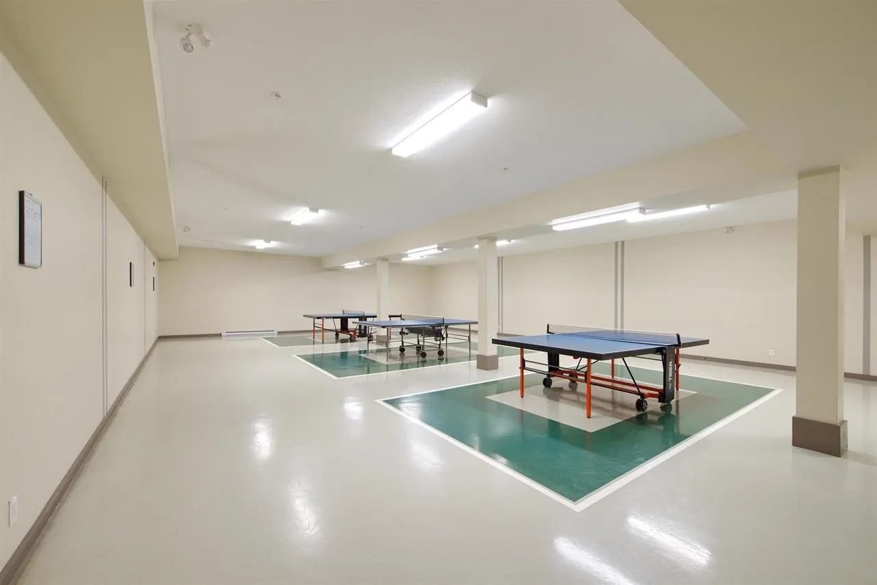 1508 3093 Windsor Gate