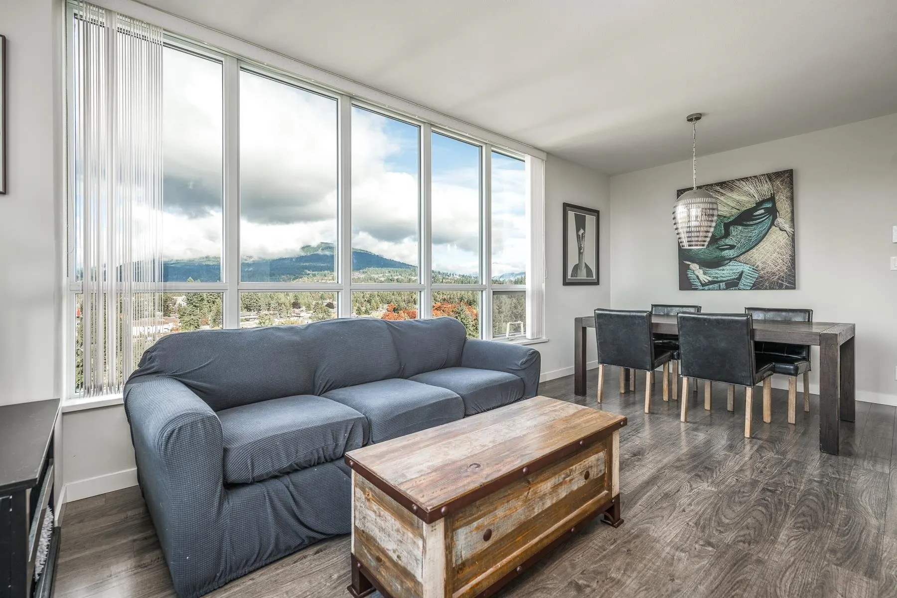 1508 3093 Windsor Gate