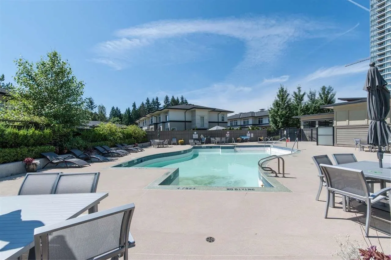 1508 3093 Windsor Gate