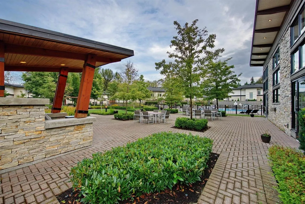 1508 3093 Windsor Gate