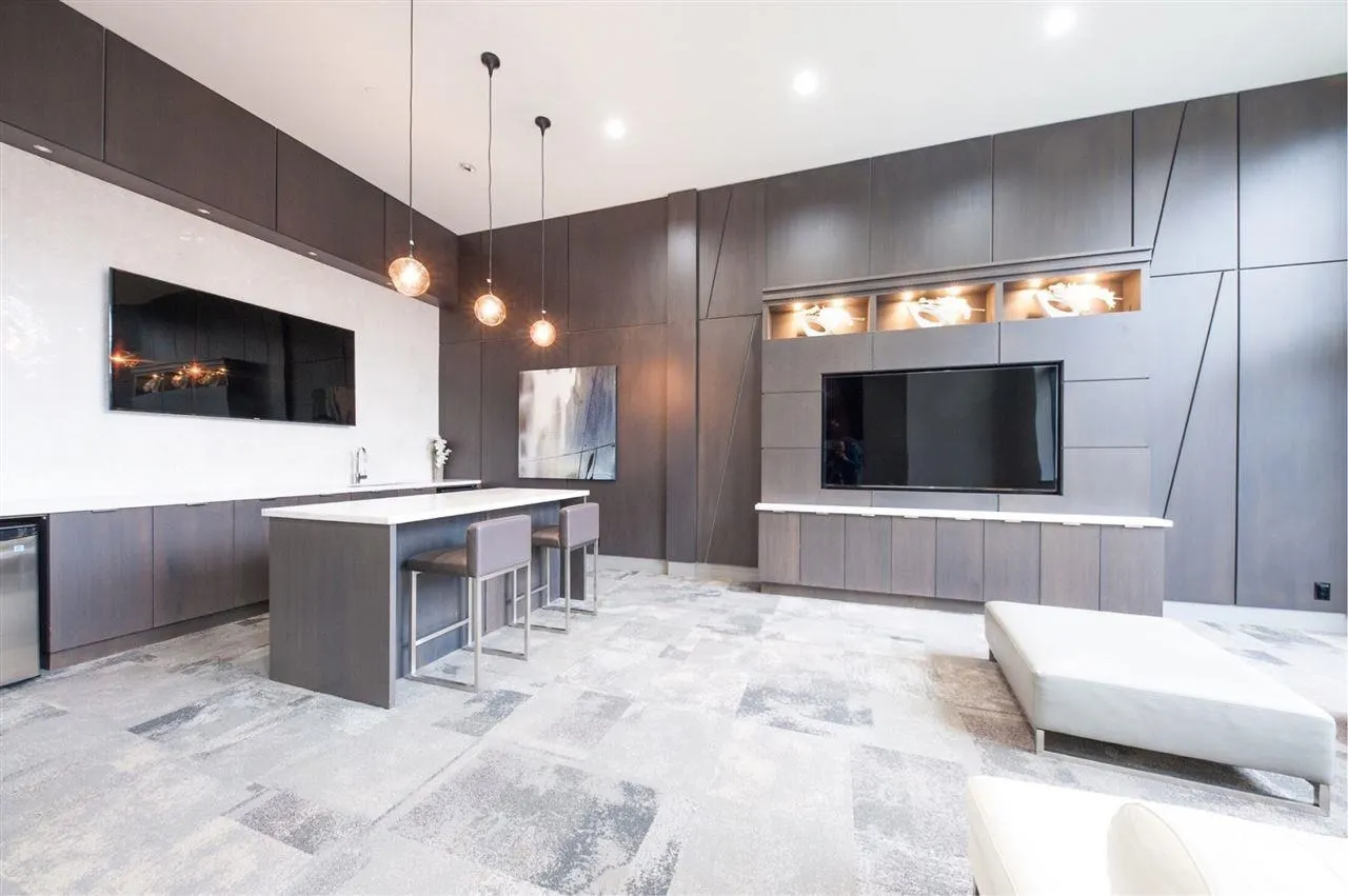 1508 3093 Windsor Gate