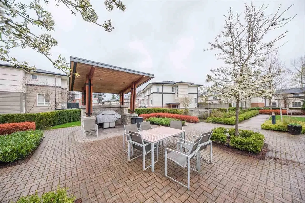 1508 3093 Windsor Gate