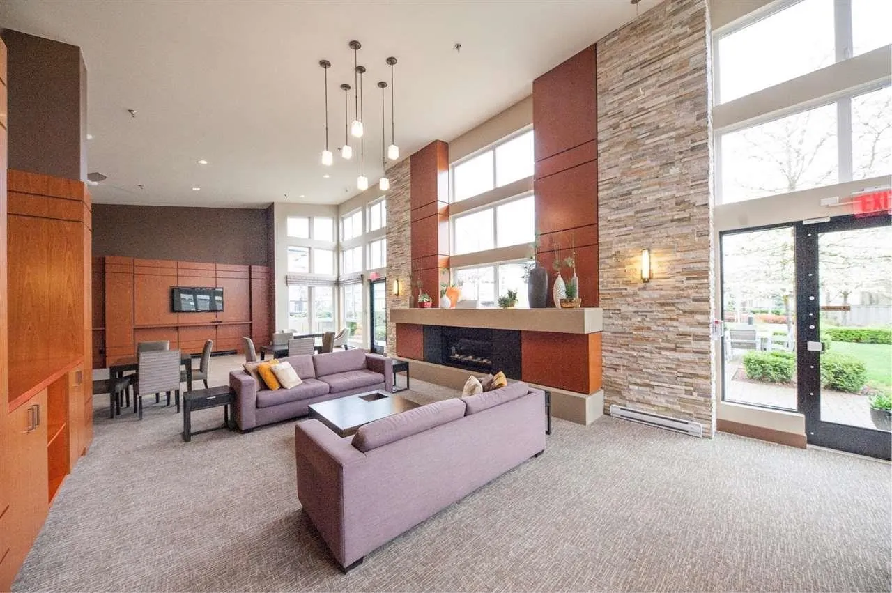 1508 3093 Windsor Gate