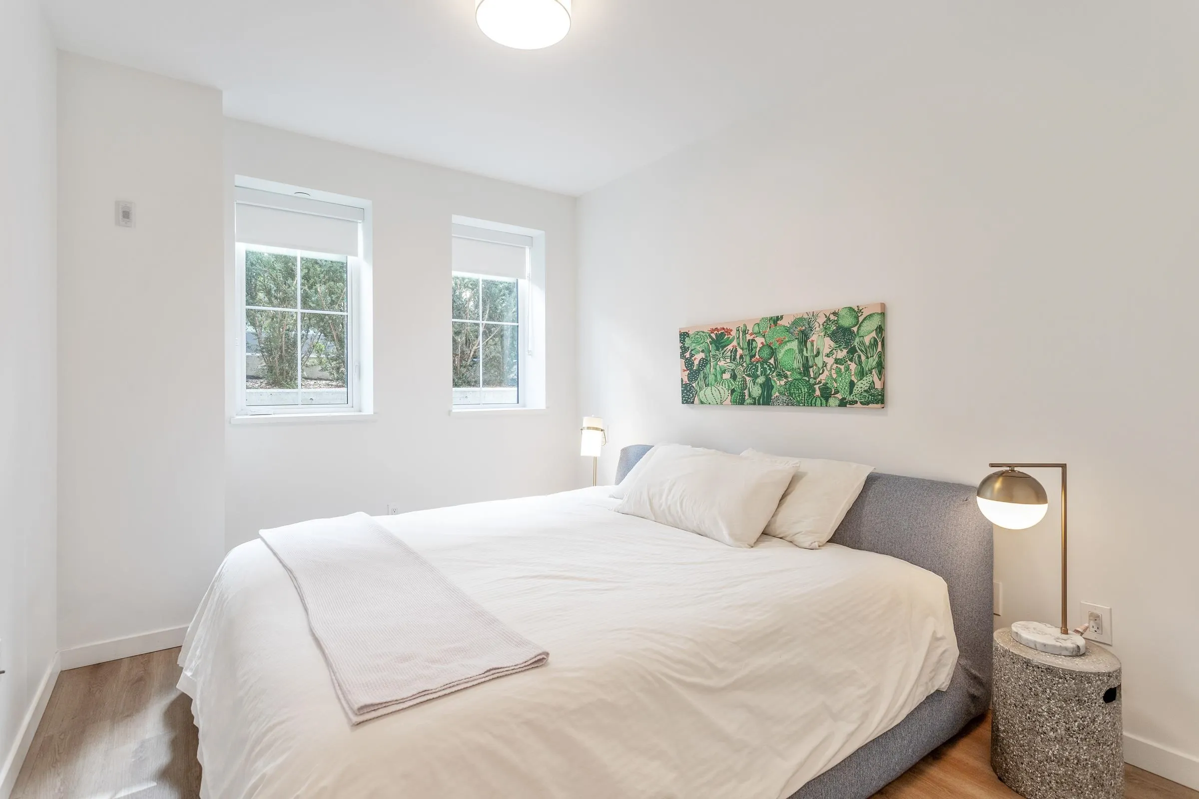 6 237 Ridgeway Avenue