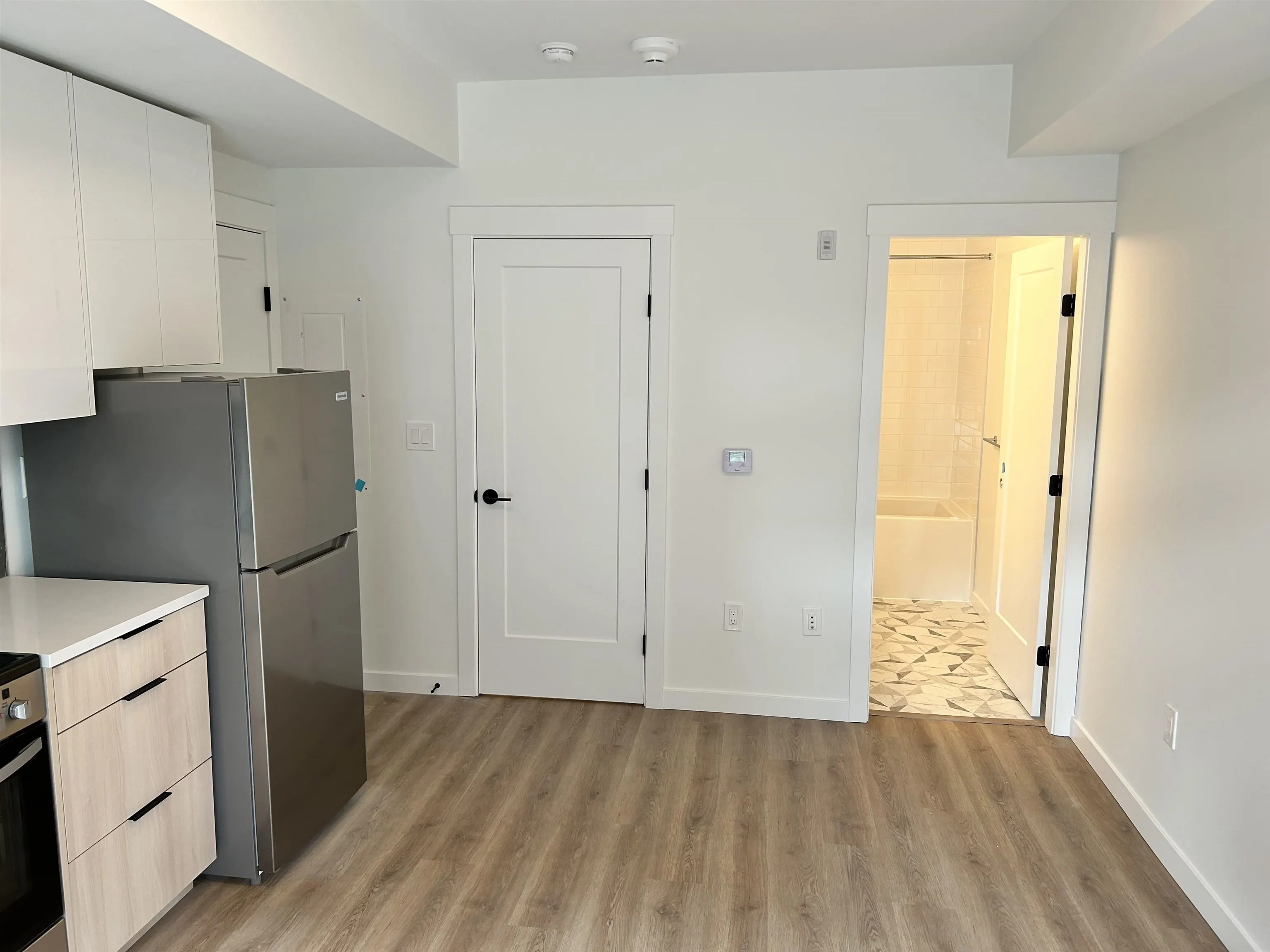 6 237 Ridgeway Avenue