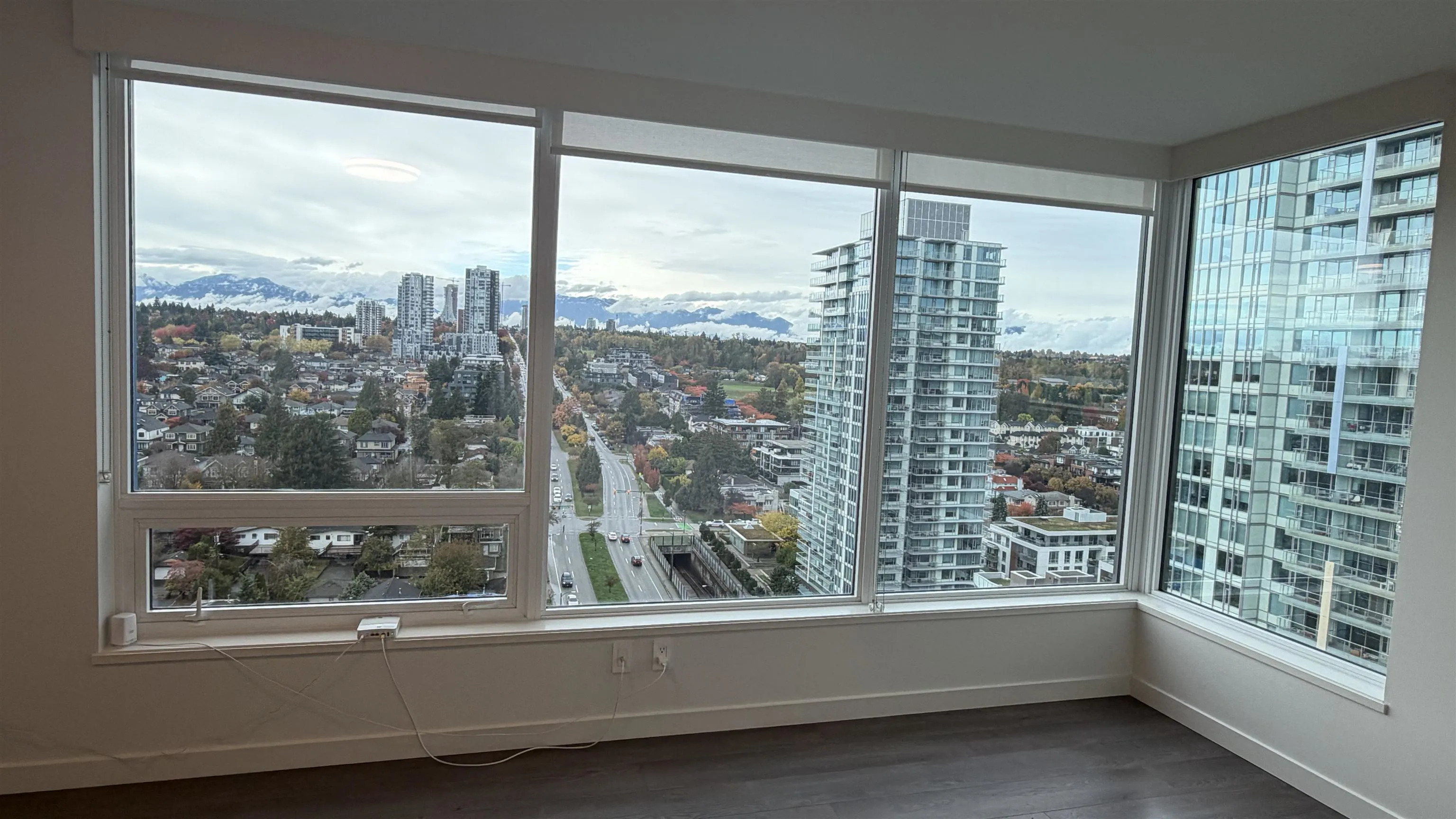 1905 8189 Cambie Street