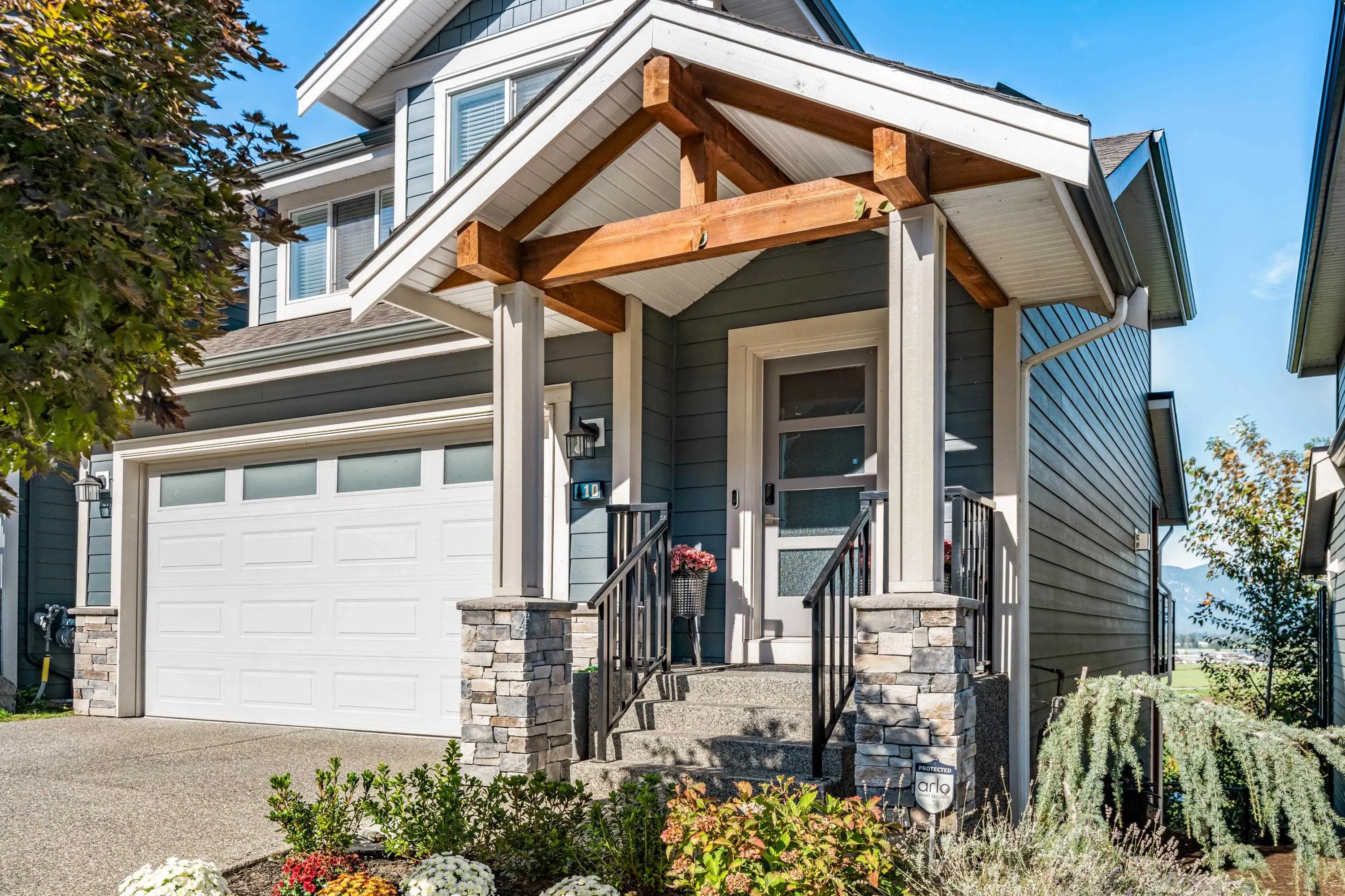 10 50634 Ledgestone Place