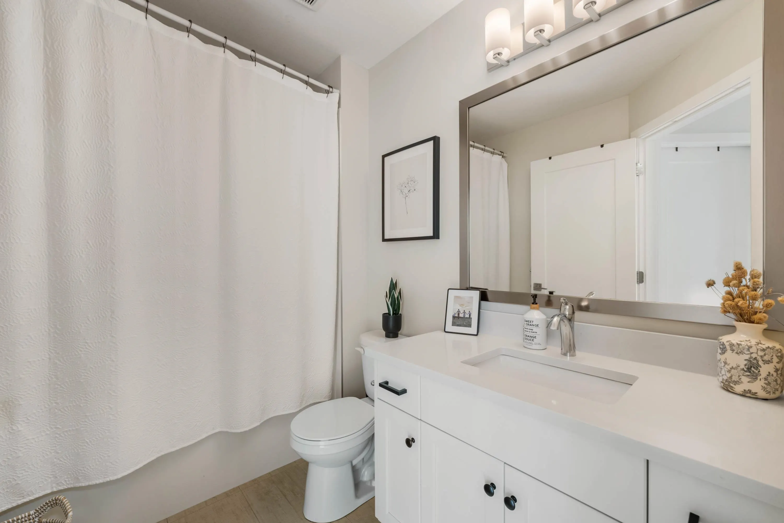 10 50634 Ledgestone Place