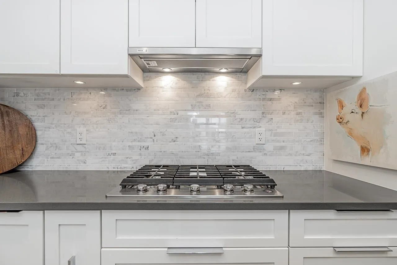 3873 Cates Landing Way