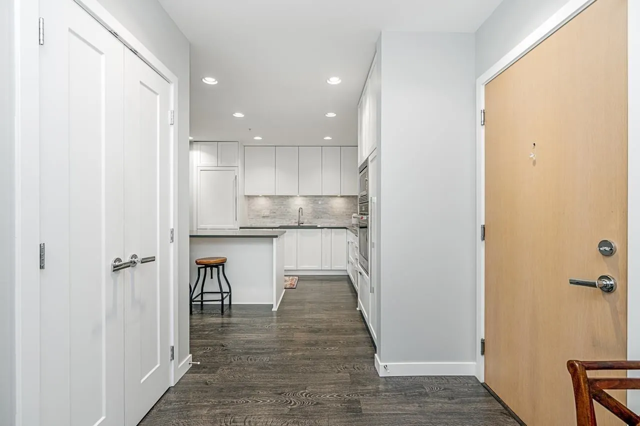 3873 Cates Landing Way