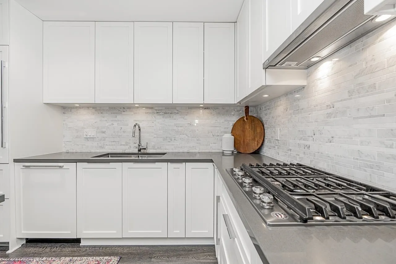 3873 Cates Landing Way