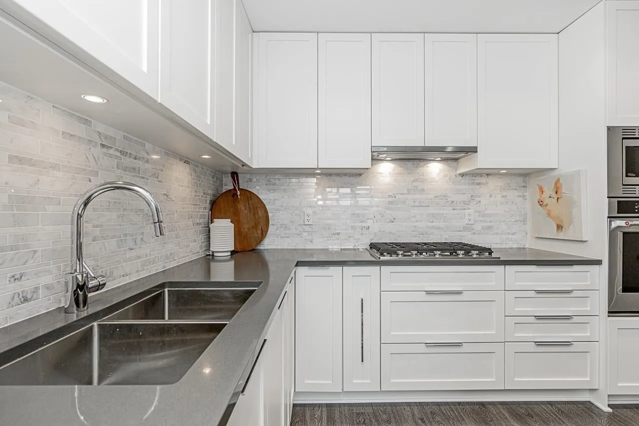 3873 Cates Landing Way