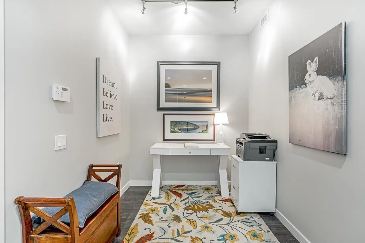 3873 Cates Landing Way