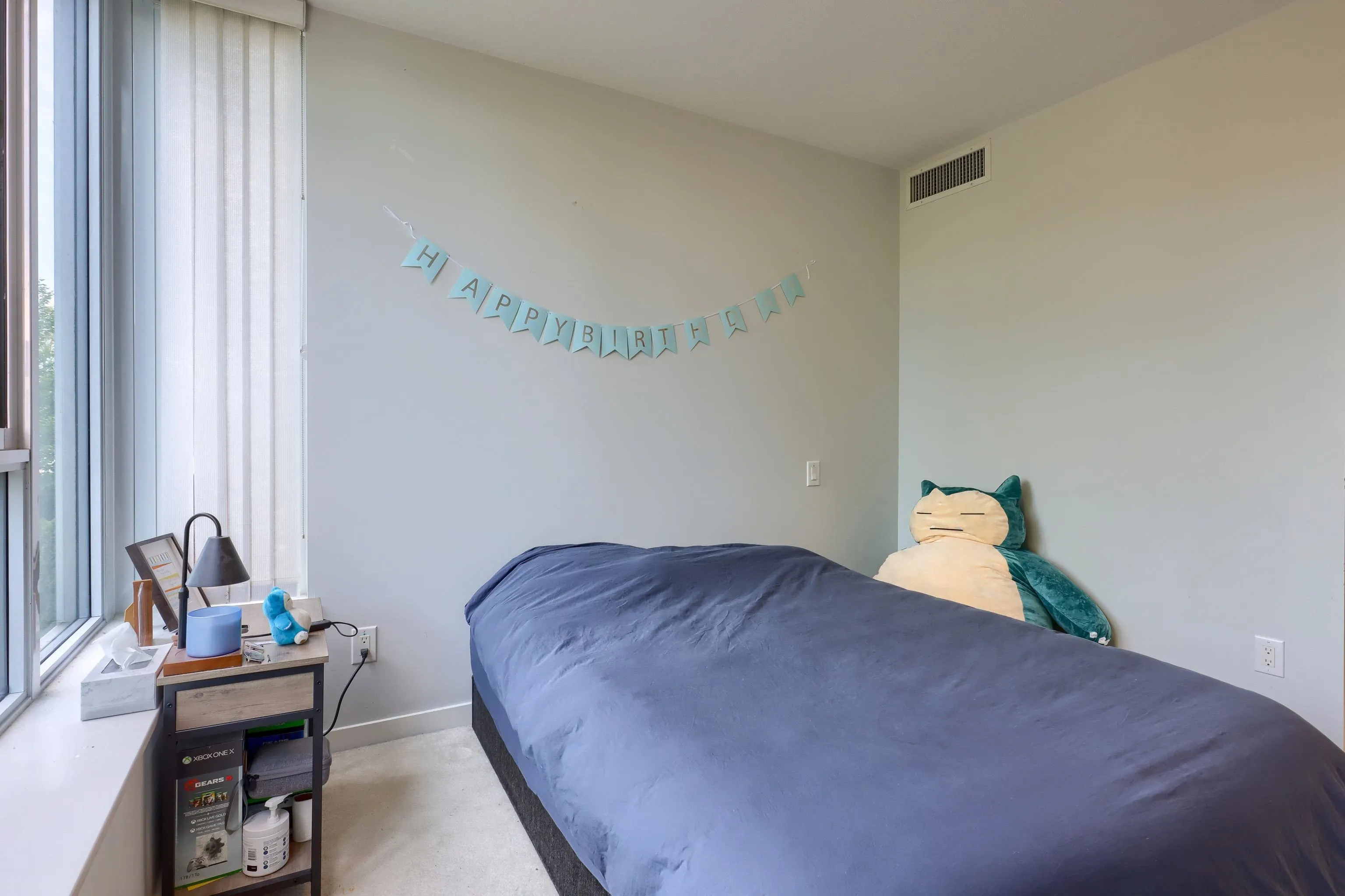 617 8333 Sweet Avenue