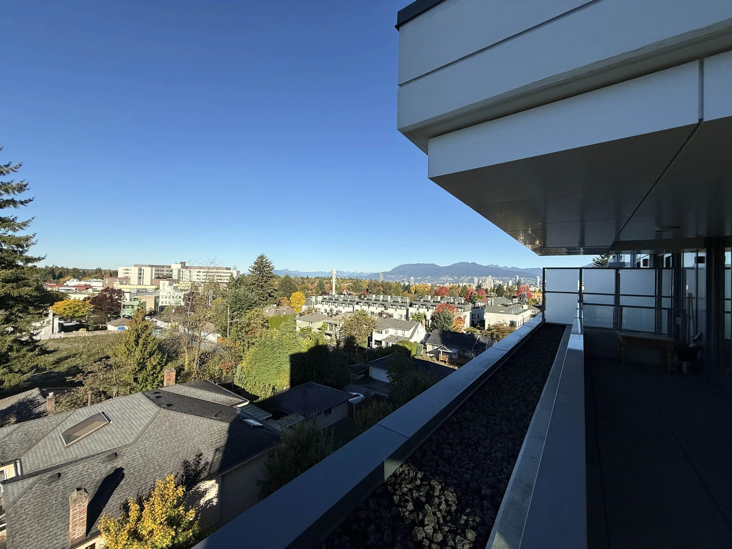 501 4685 Cambie Street