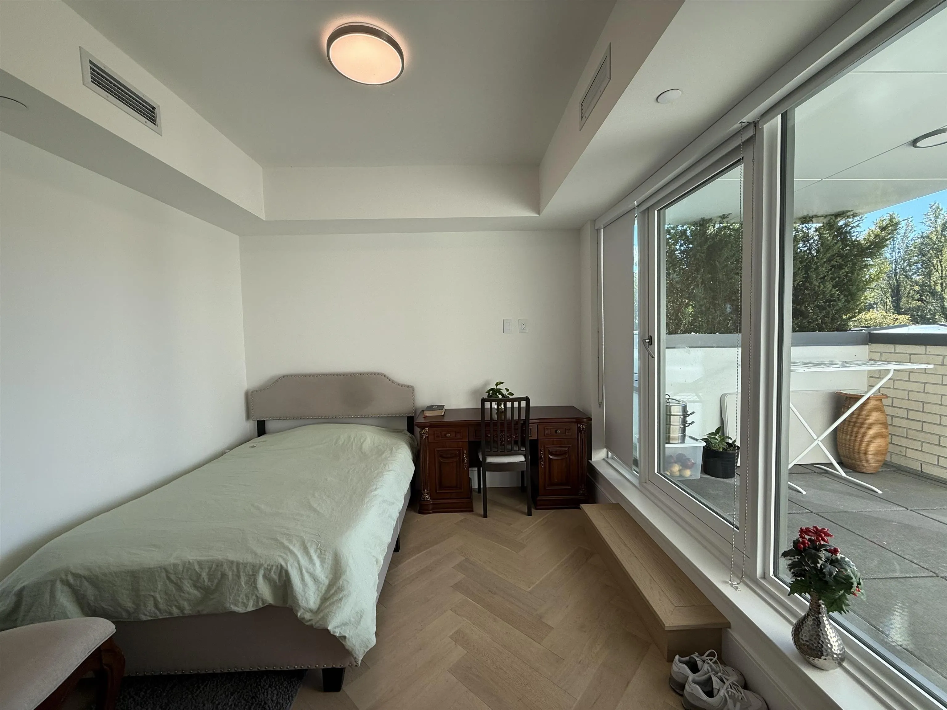 501 4685 Cambie Street