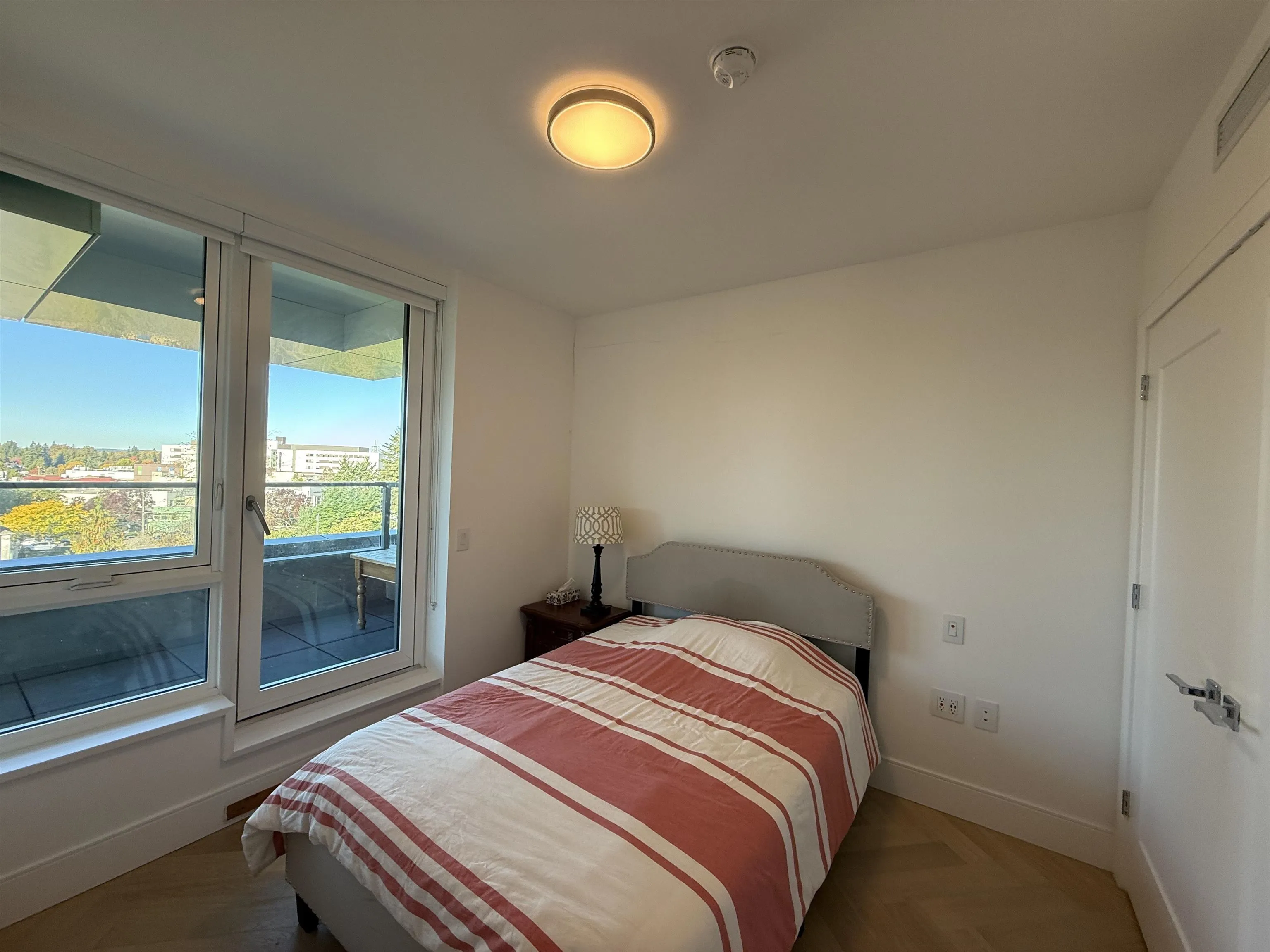 501 4685 Cambie Street