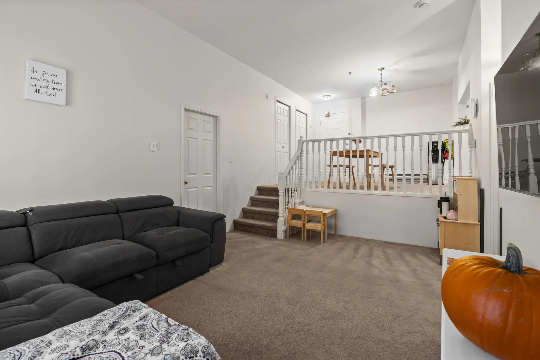 202 7011 Blundell Road