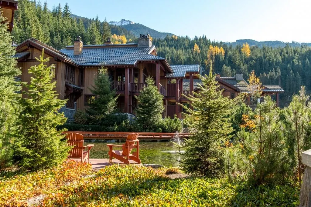 18 C 2300 Nordic Drive