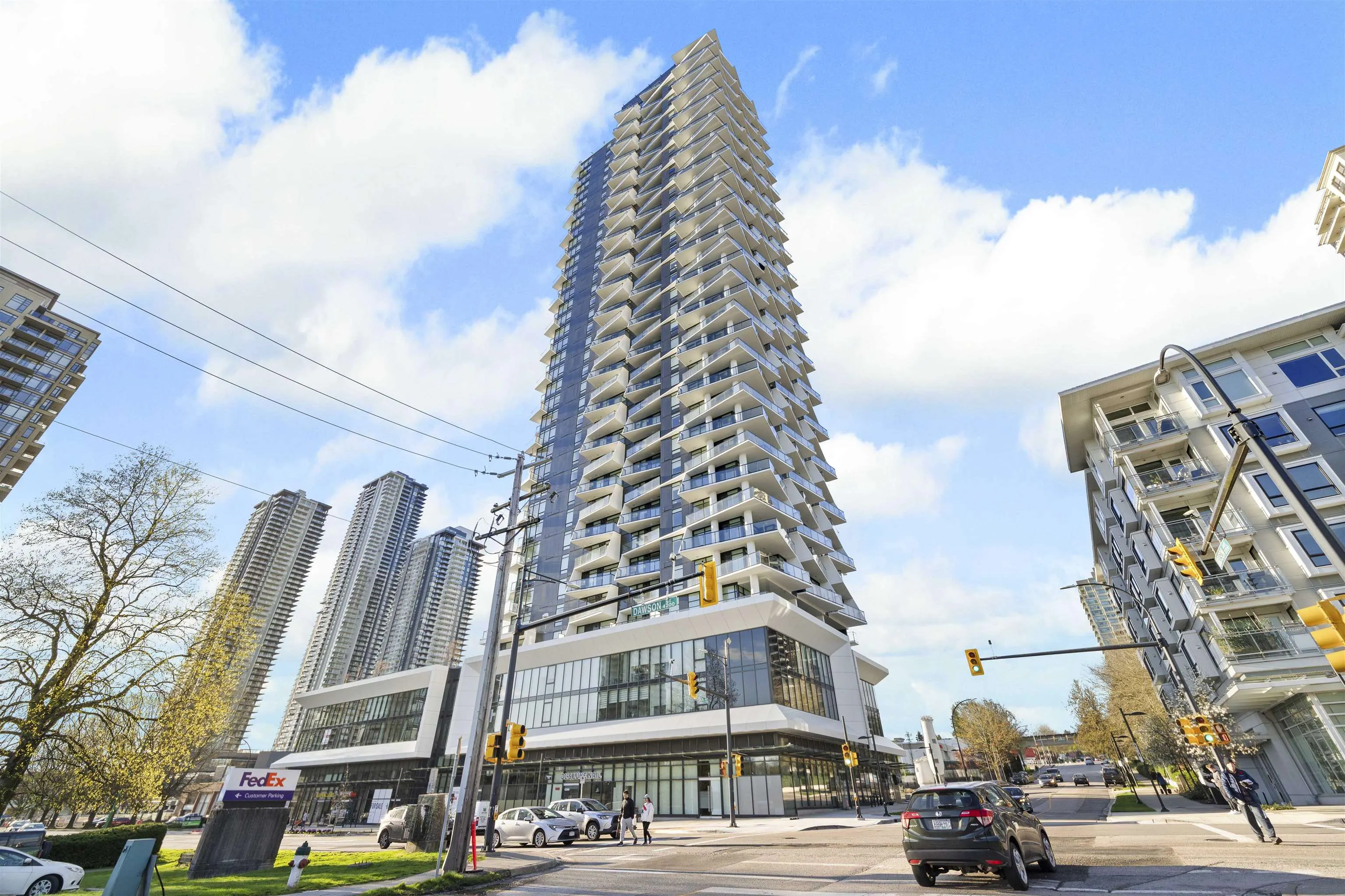 2609 2181 Madison Avenue