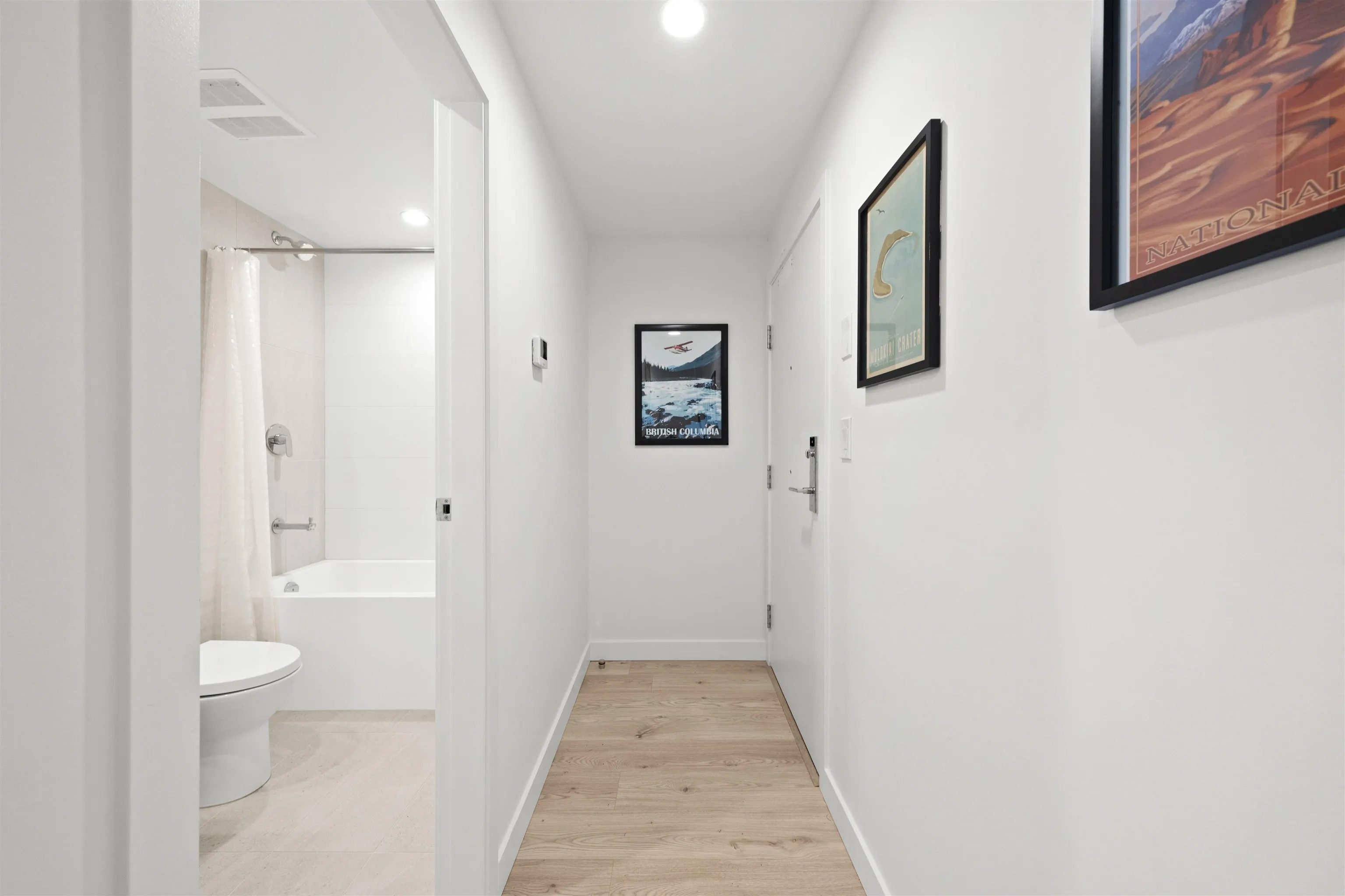 2609 2181 Madison Avenue