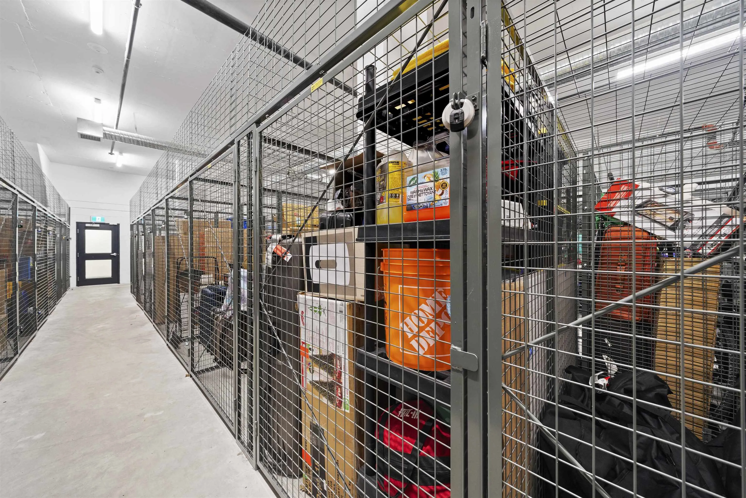 2609 2181 Madison Avenue