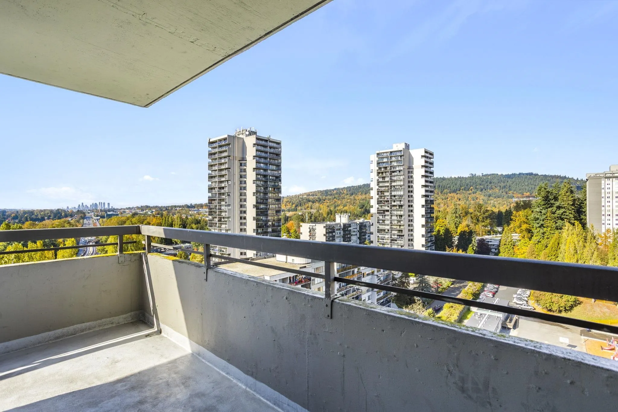 1605 3737 Bartlett Court