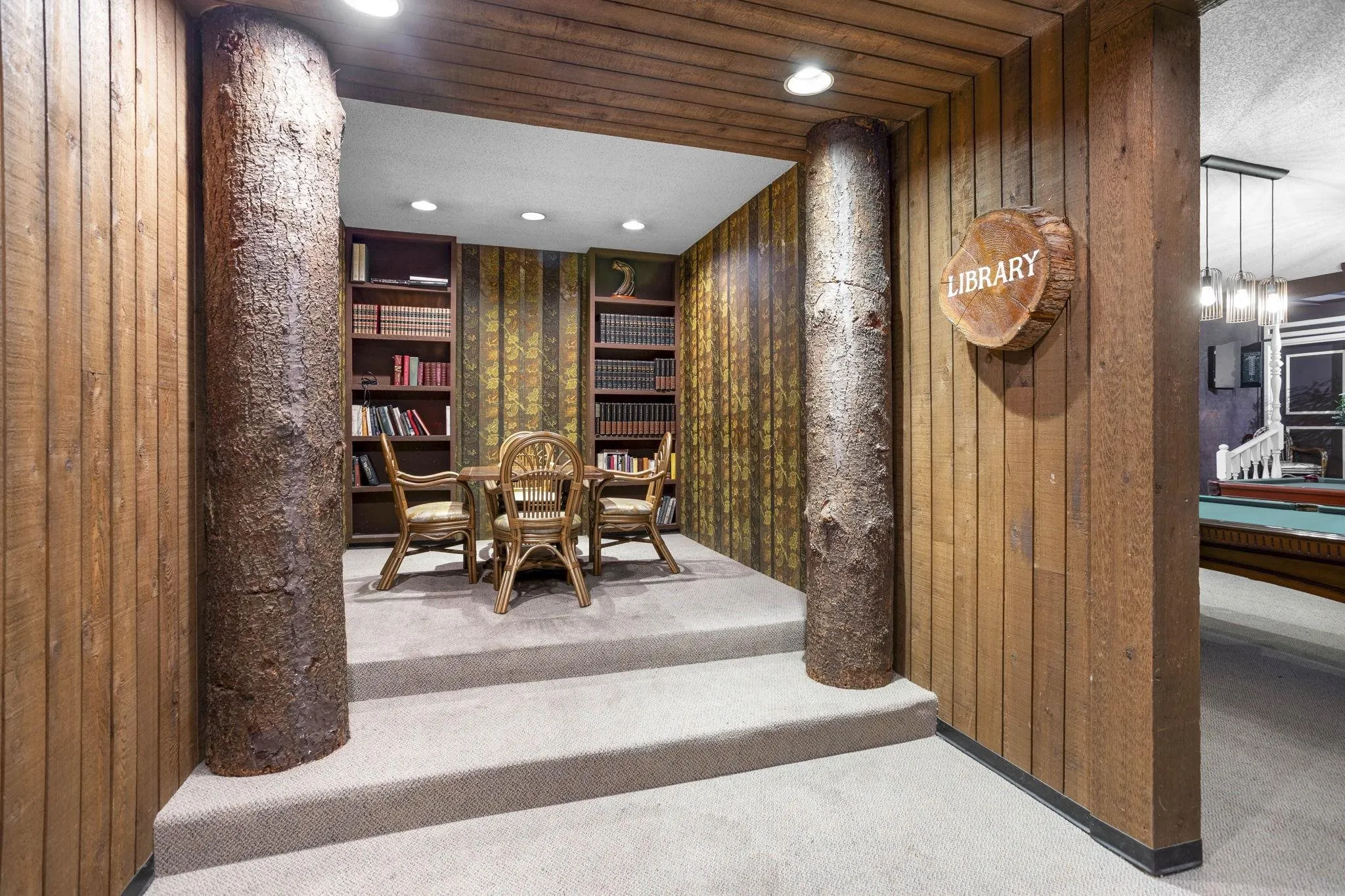 1605 3737 Bartlett Court