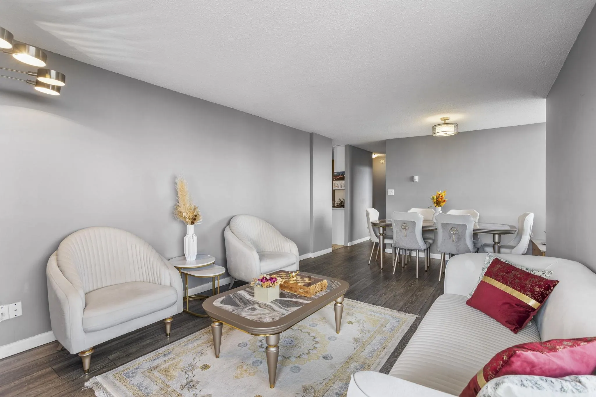 1605 3737 Bartlett Court