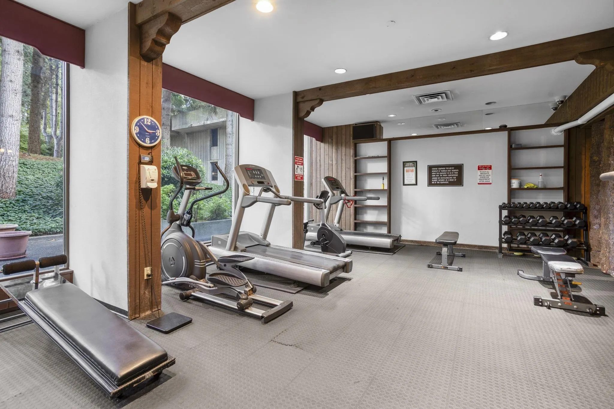 1605 3737 Bartlett Court