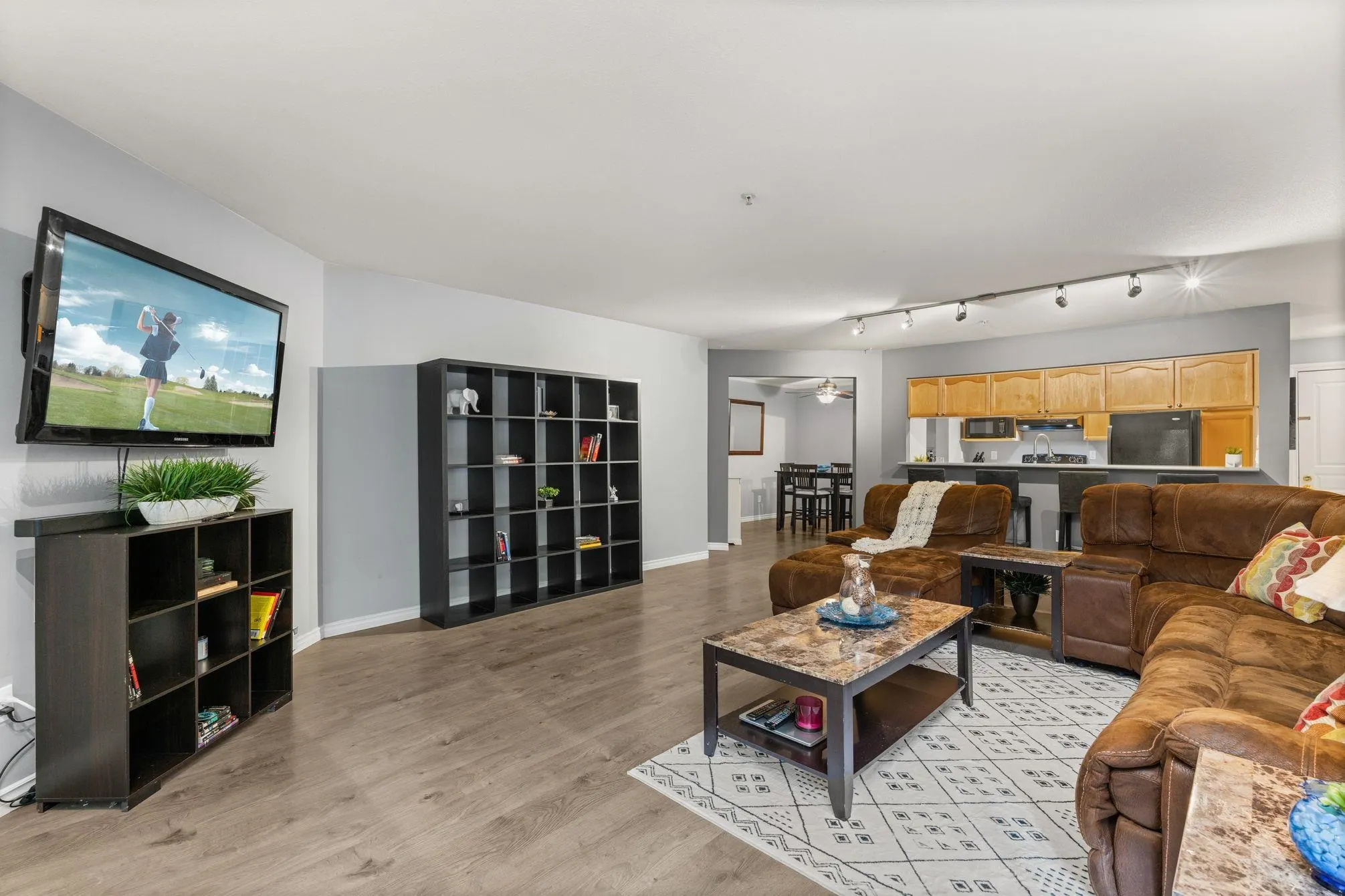 108 33478 Roberts Avenue