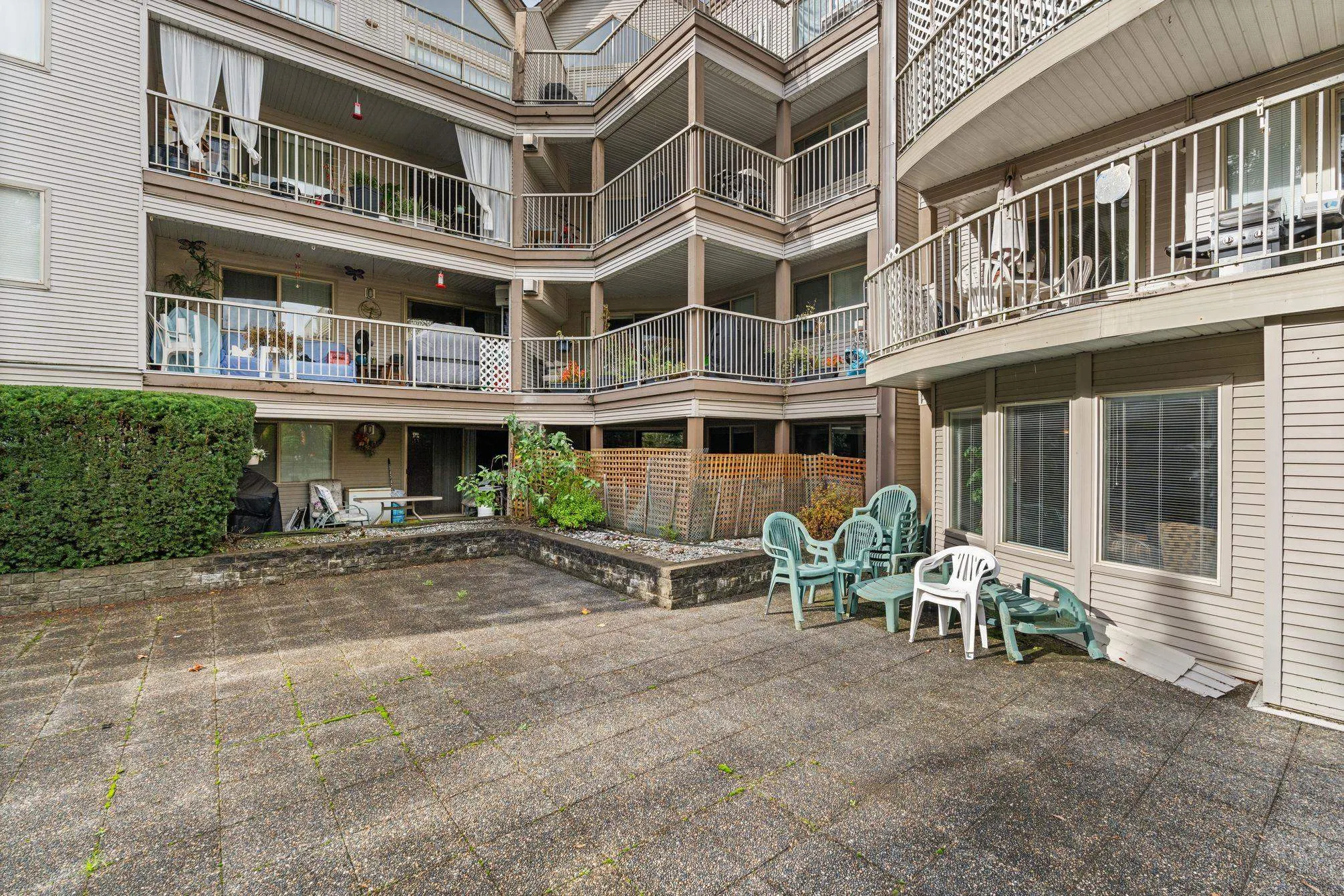 108 33478 Roberts Avenue