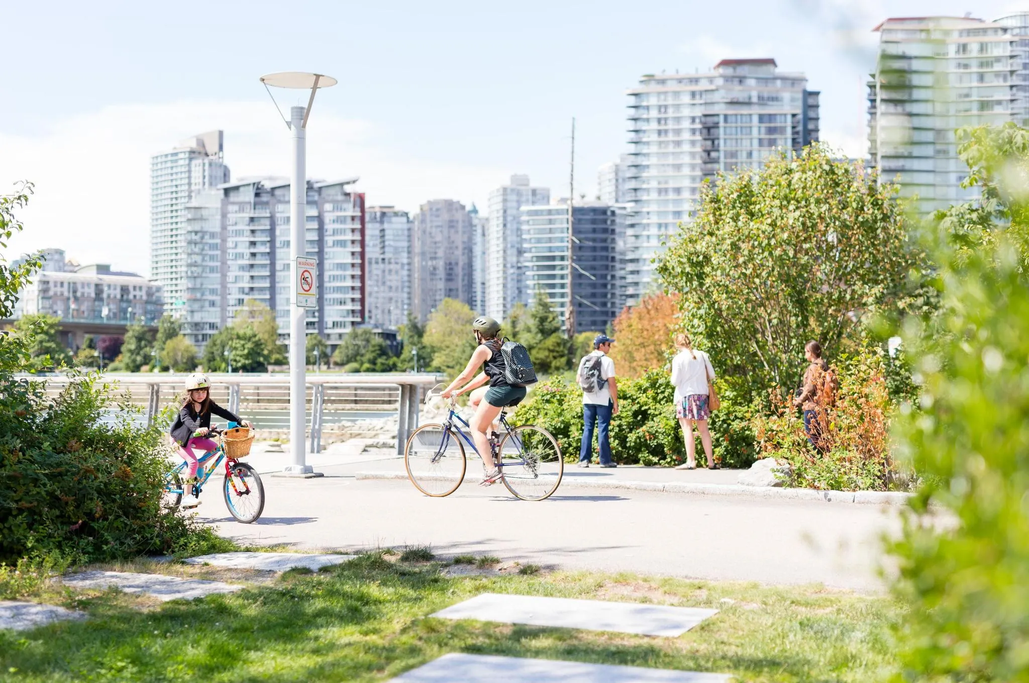 365 250 E 6th Avenue