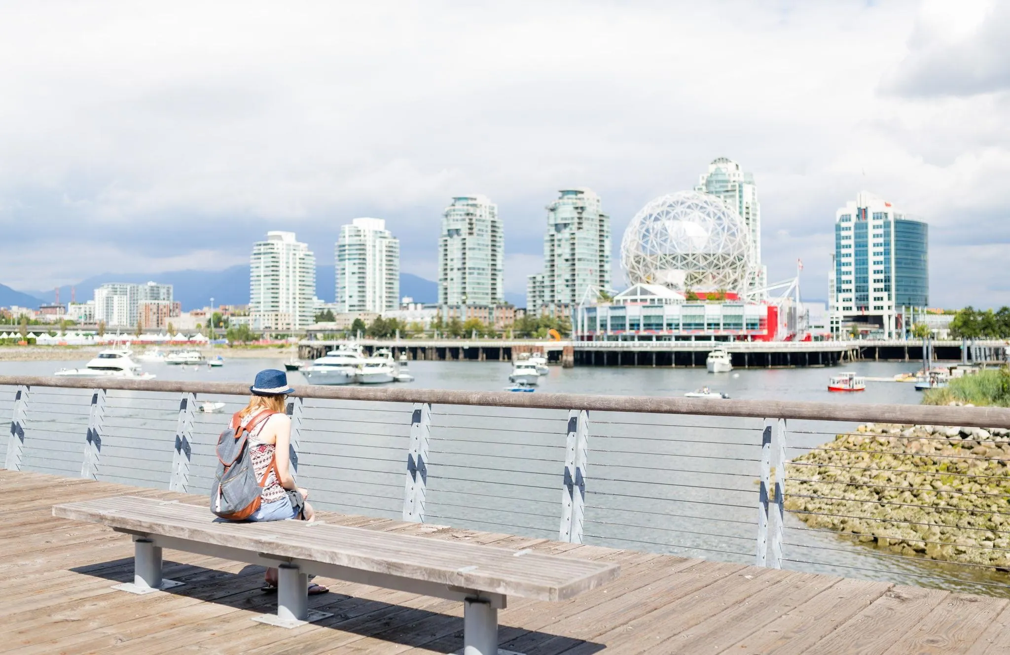 365 250 E 6th Avenue