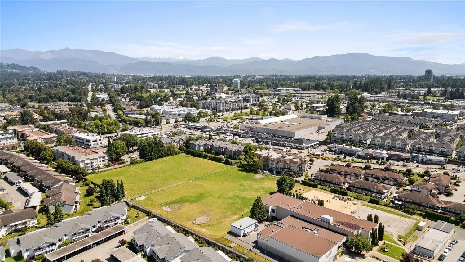 306 32725 George Ferguson Way