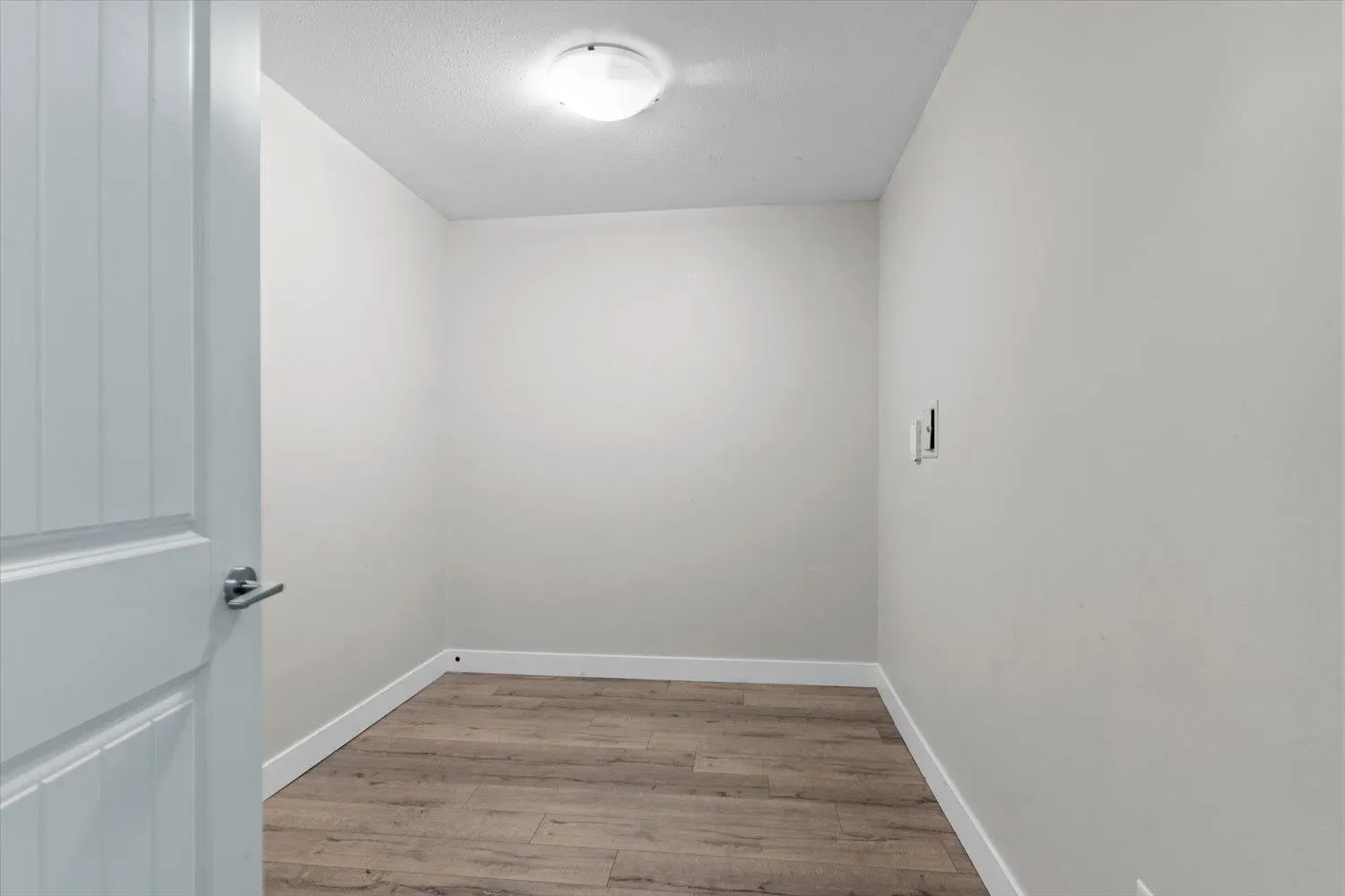 306 32725 George Ferguson Way