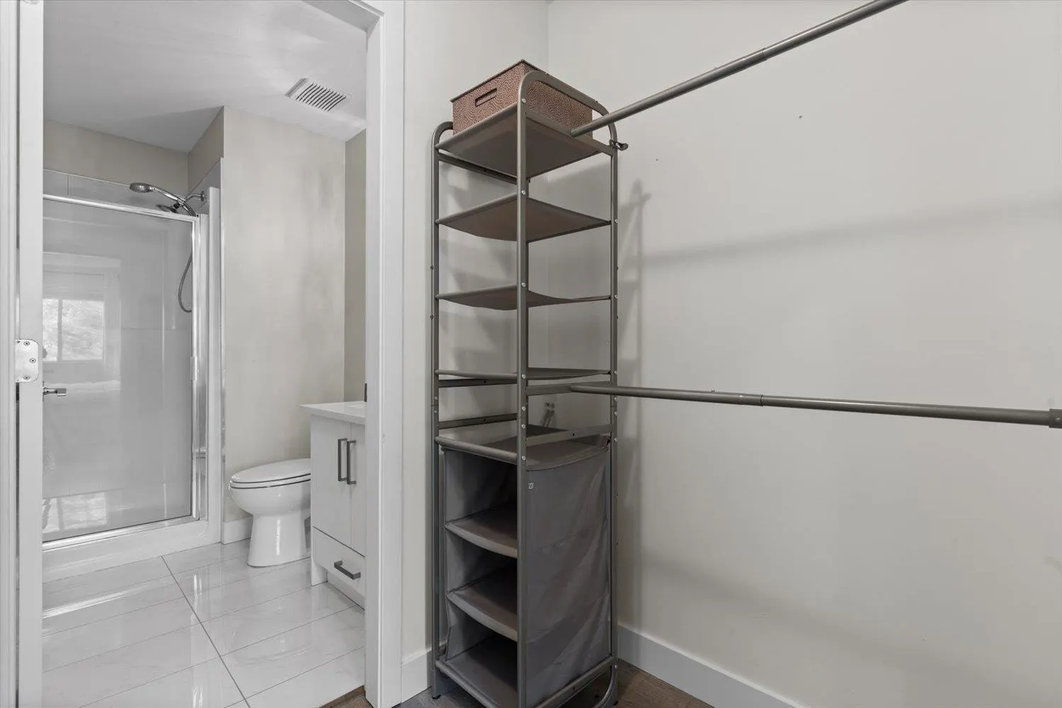 306 32725 George Ferguson Way