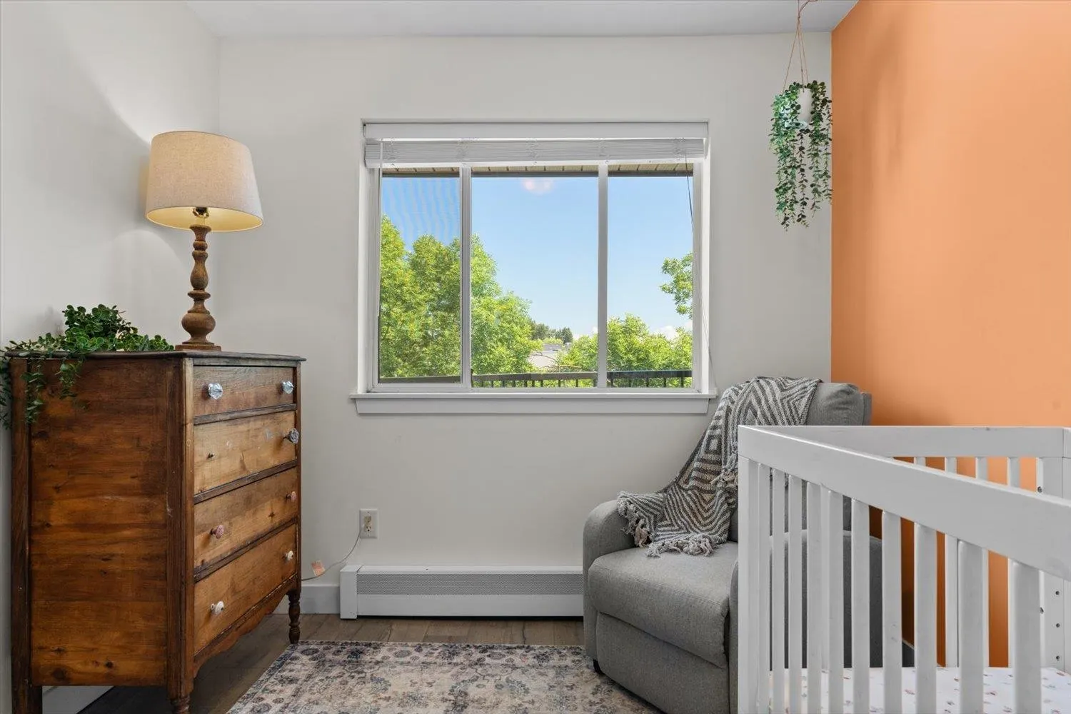 306 32725 George Ferguson Way