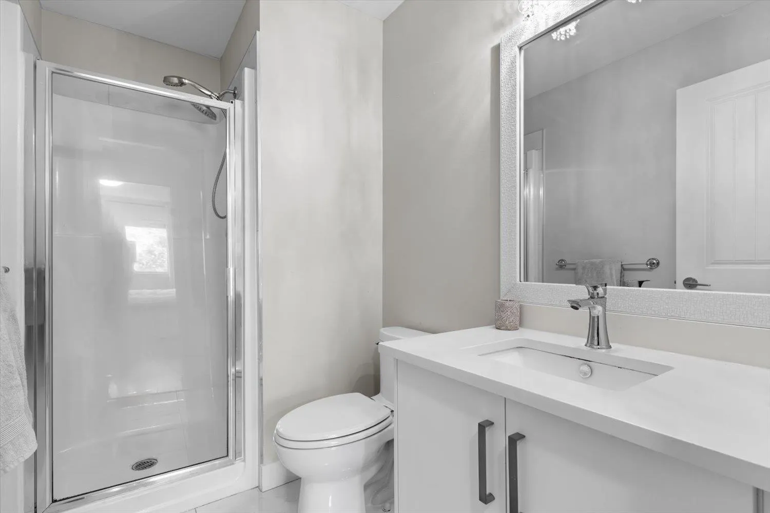 306 32725 George Ferguson Way