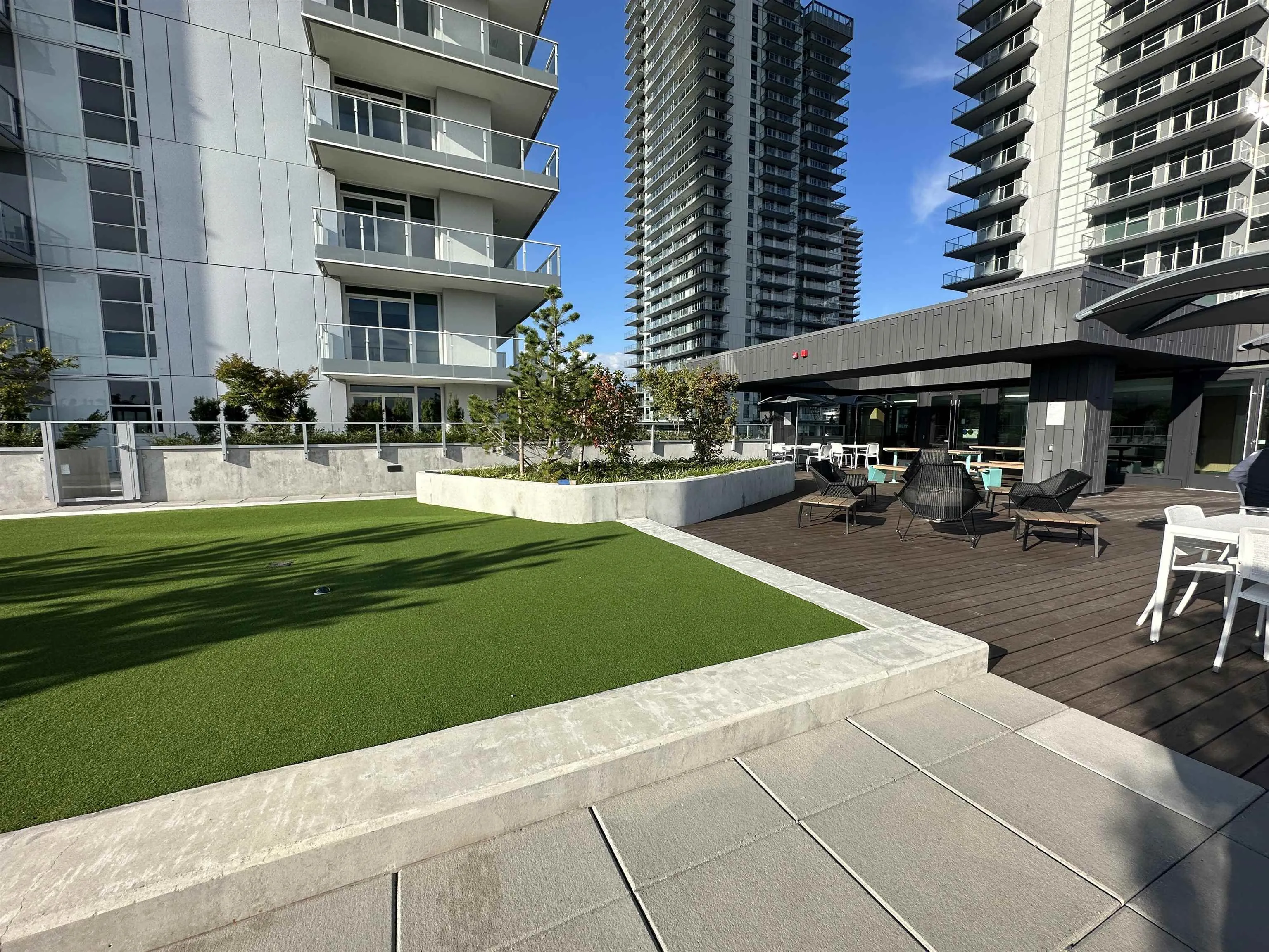 17xx 3833 Evergreen Place