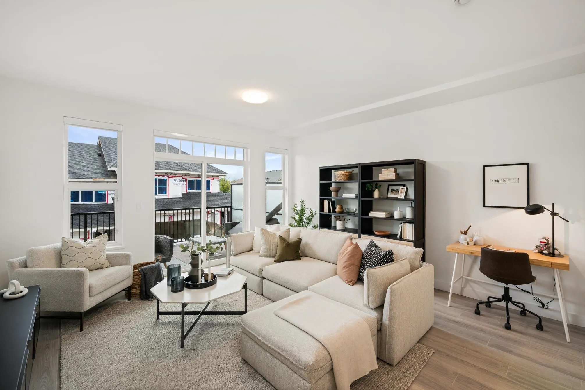 110 3421 Queenston Avenue