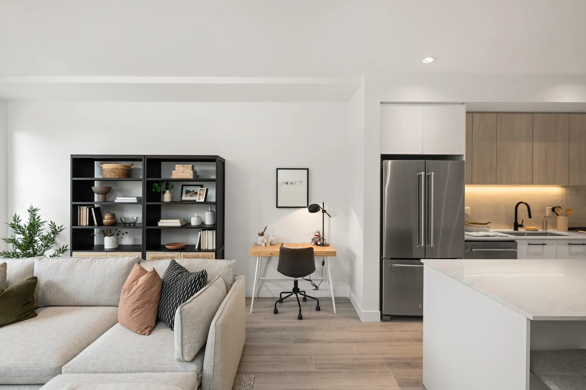 110 3421 Queenston Avenue