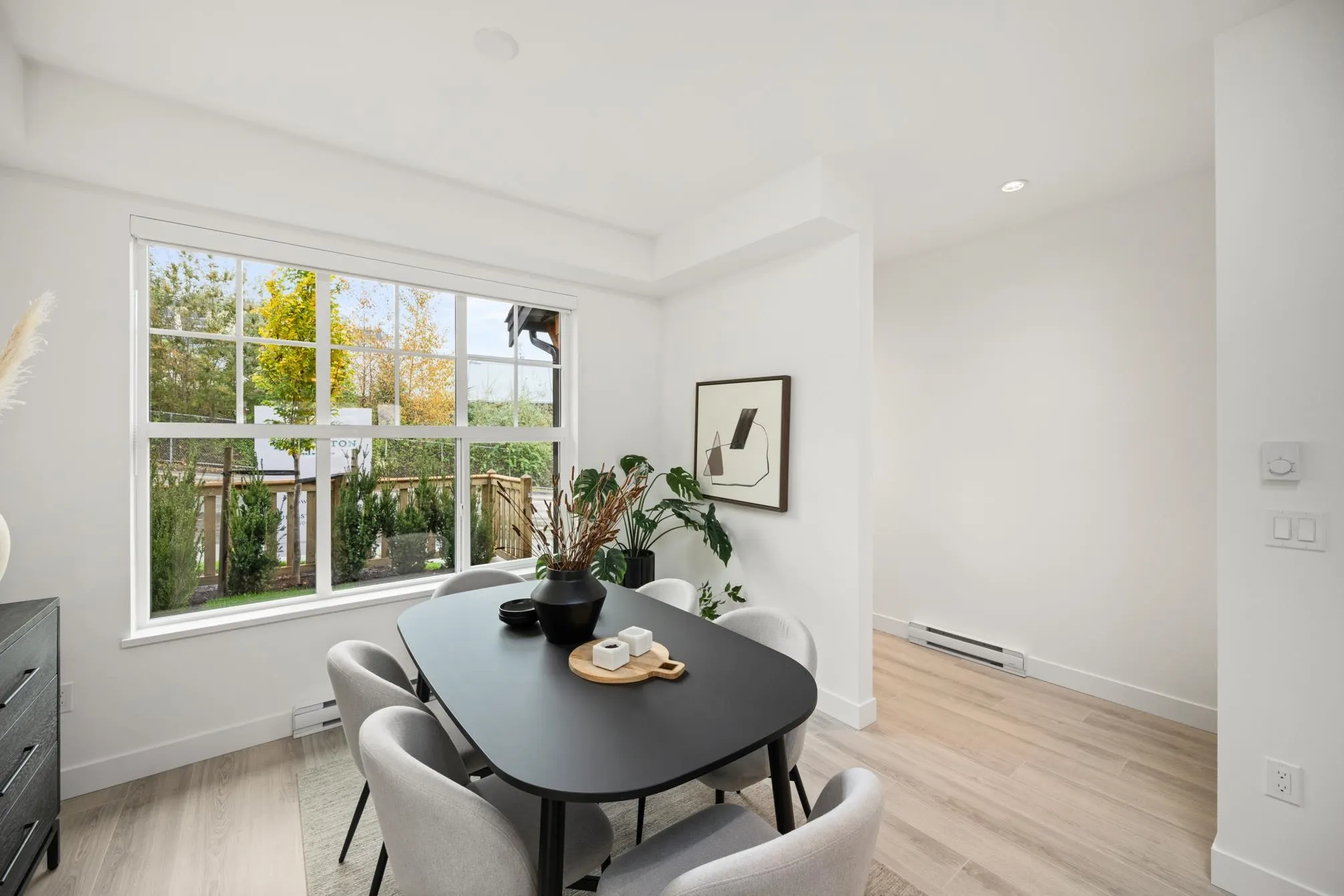 110 3421 Queenston Avenue