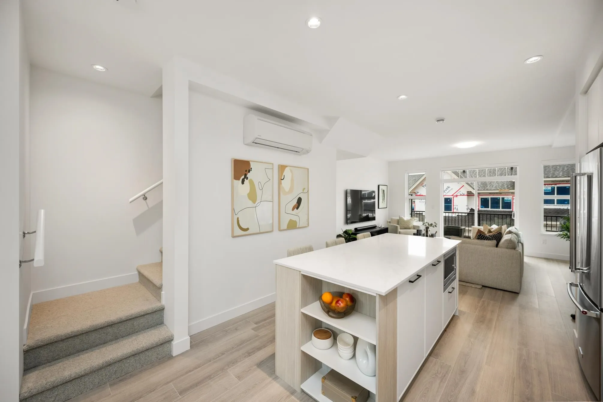 110 3421 Queenston Avenue