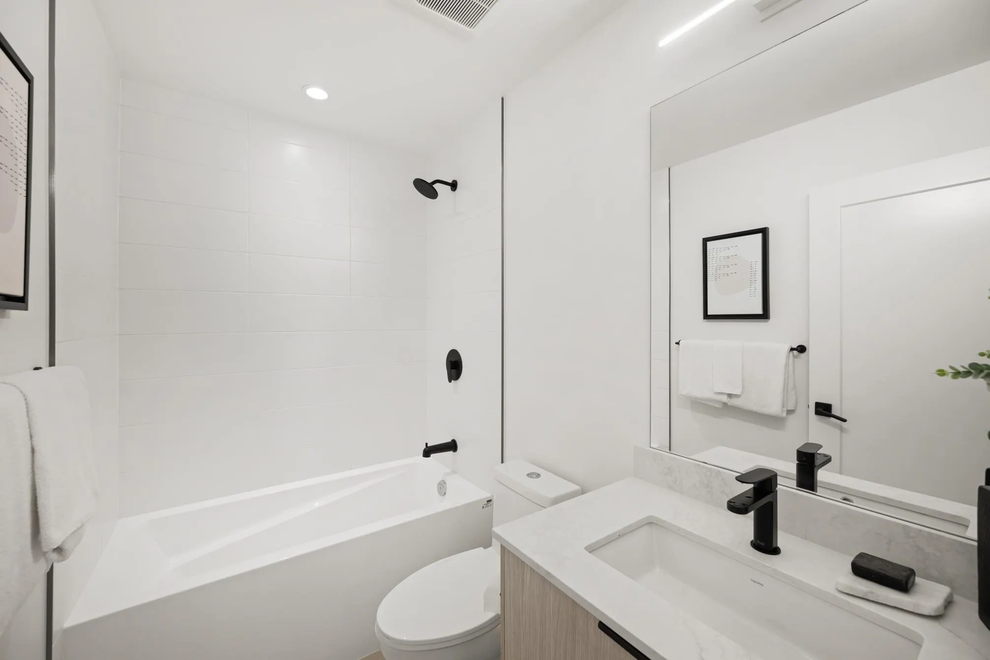 110 3421 Queenston Avenue