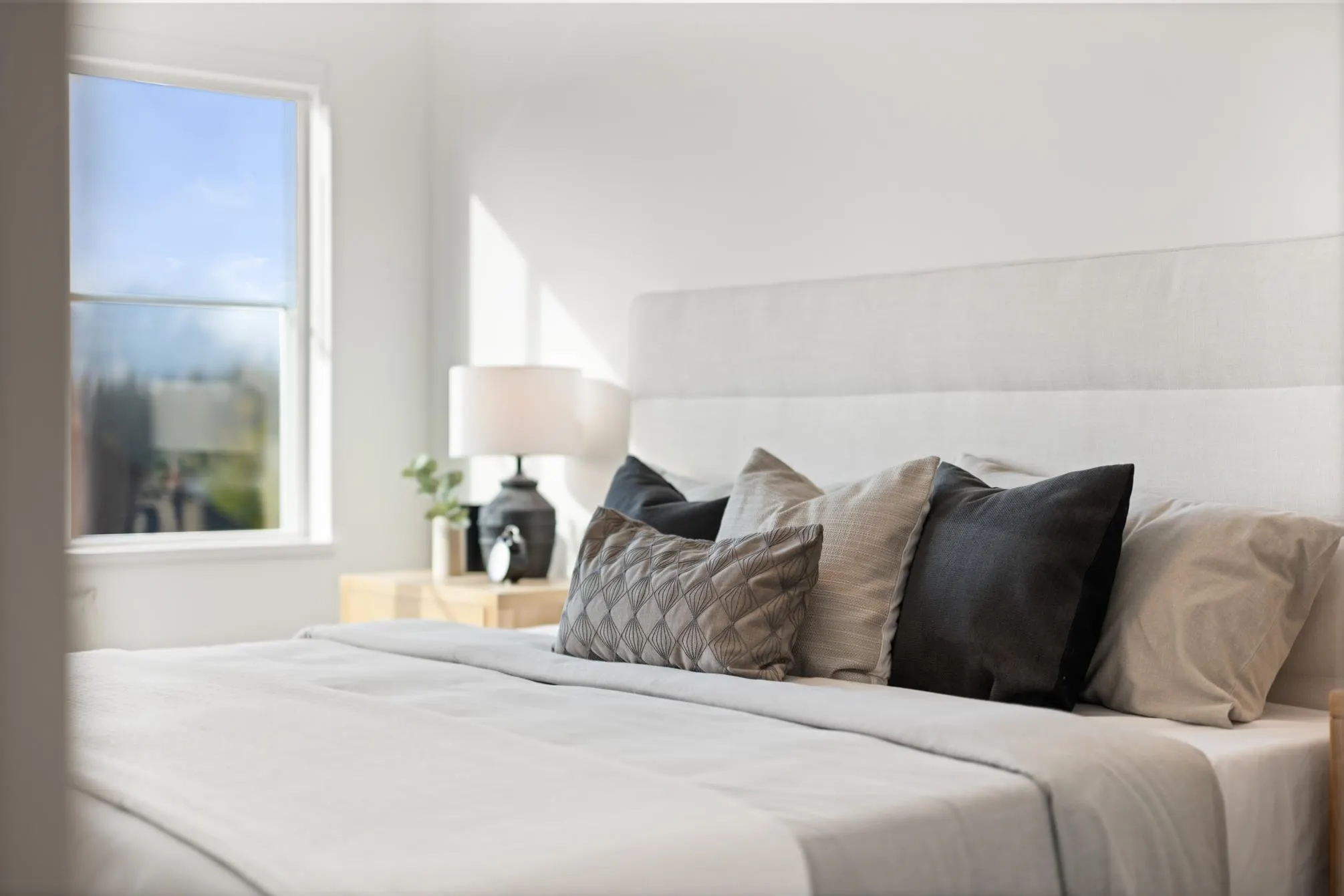 110 3421 Queenston Avenue