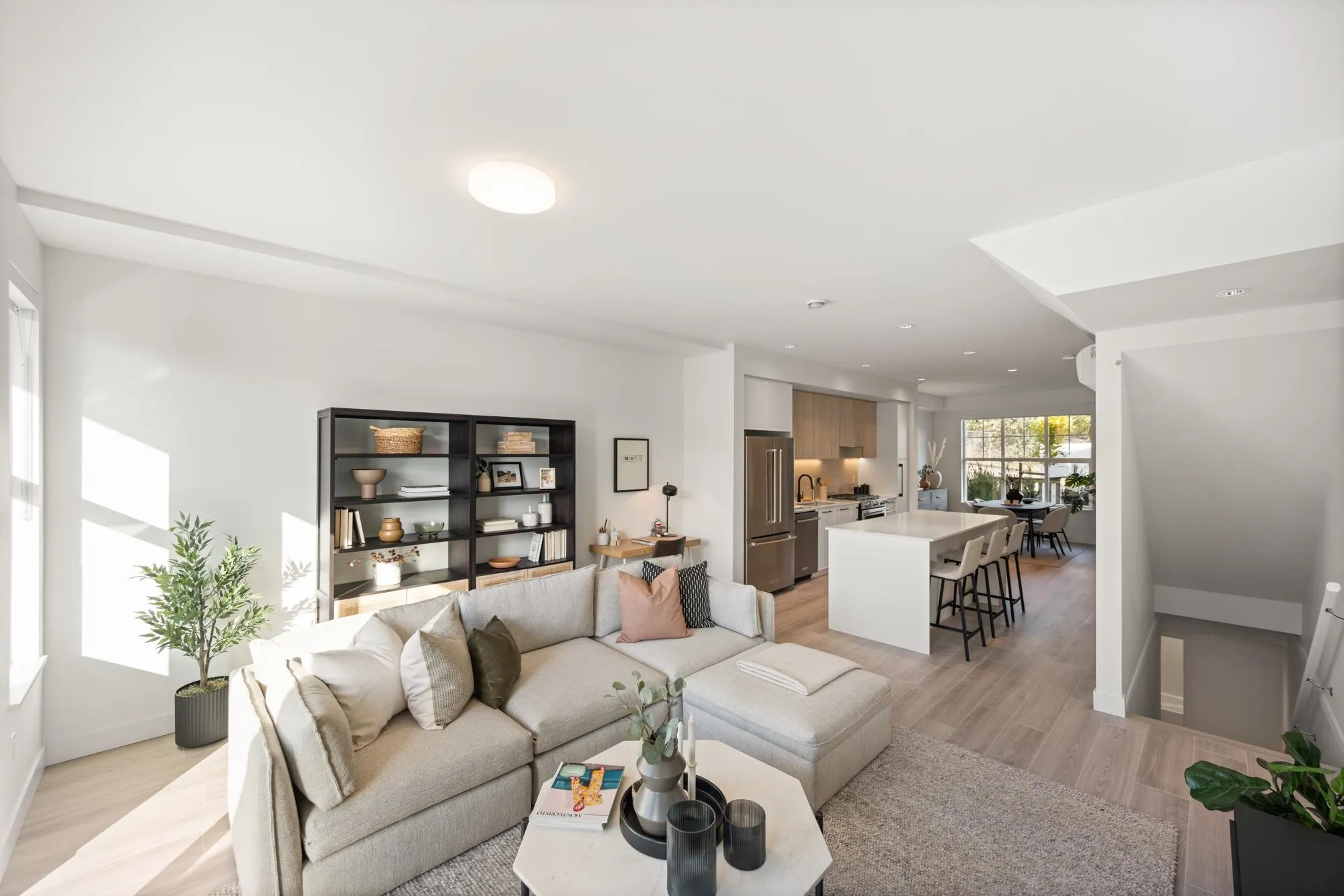 110 3421 Queenston Avenue