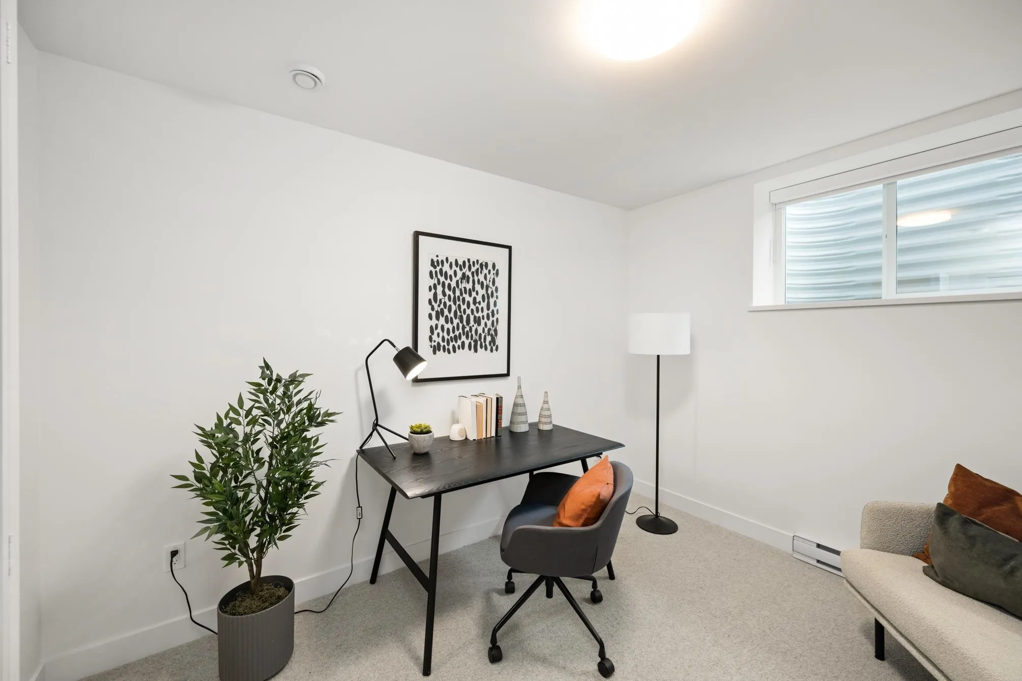 110 3421 Queenston Avenue