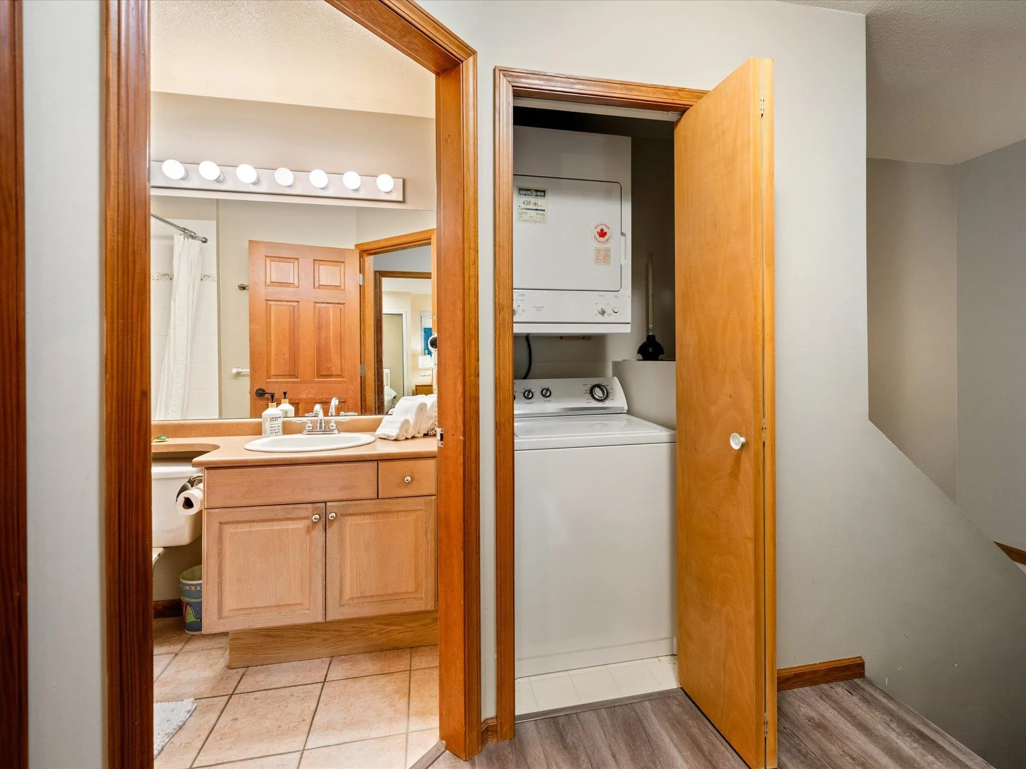 2 4335 Northlands Boulevard