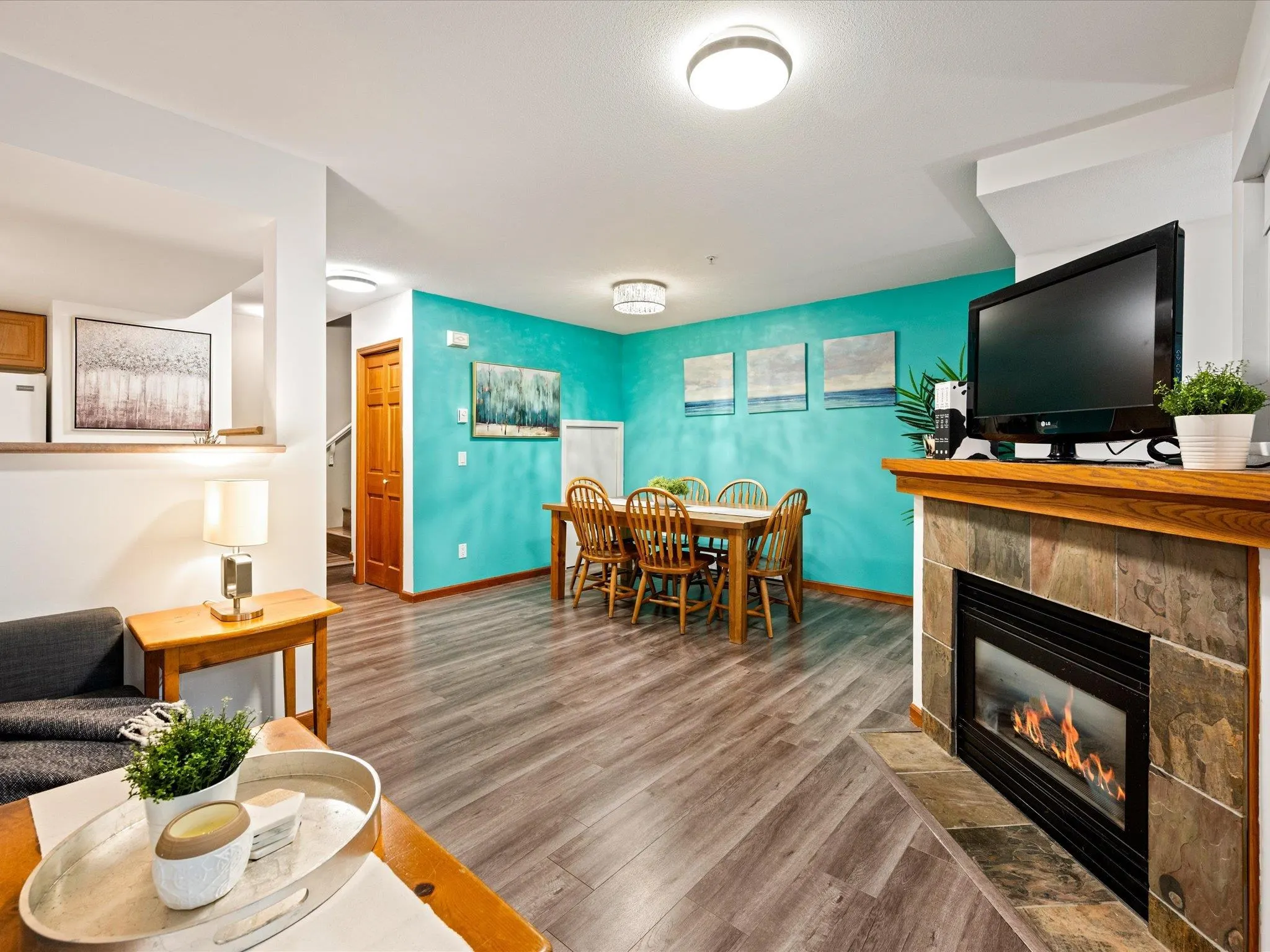 2 4335 Northlands Boulevard